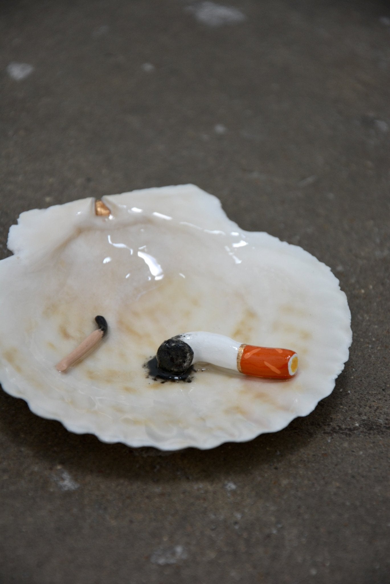 MATCH MADE IN SHELL TRAY