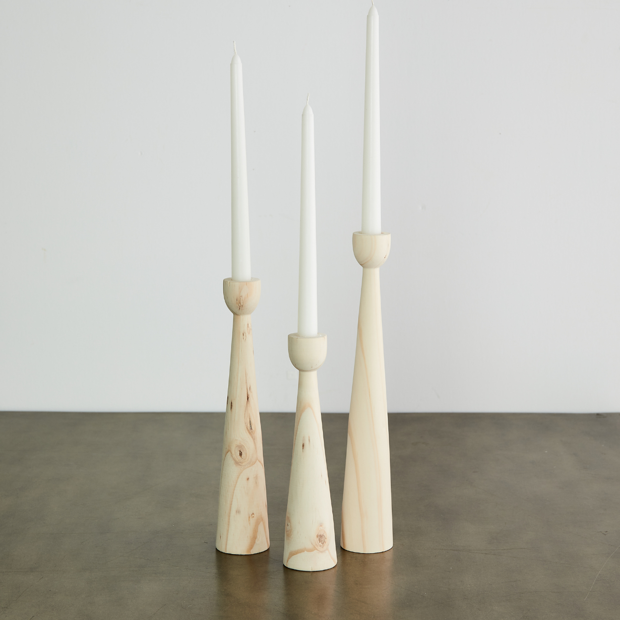 Tapered Candlestick Holder Pine Wood Cognac, Espresso, Natural