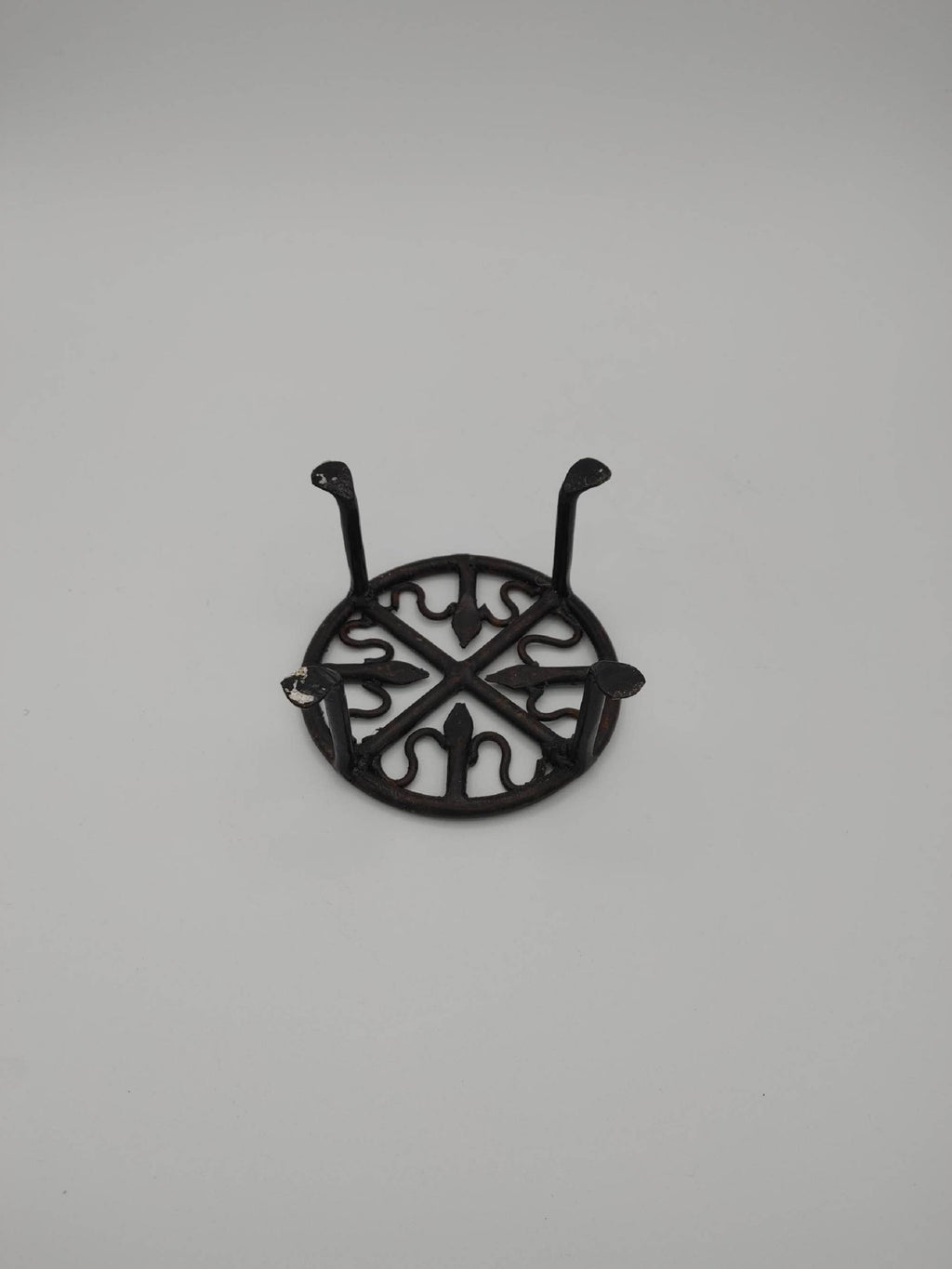 4" Round Wrought Iron Plant Stand