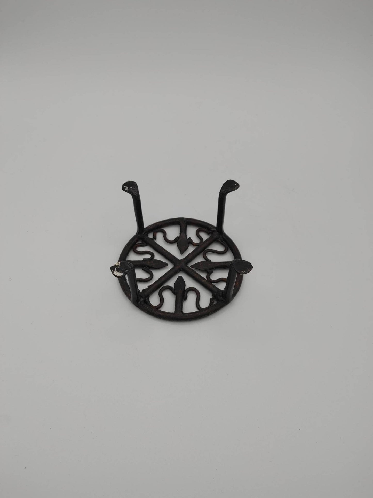 4" Round Wrought Iron Plant Stand