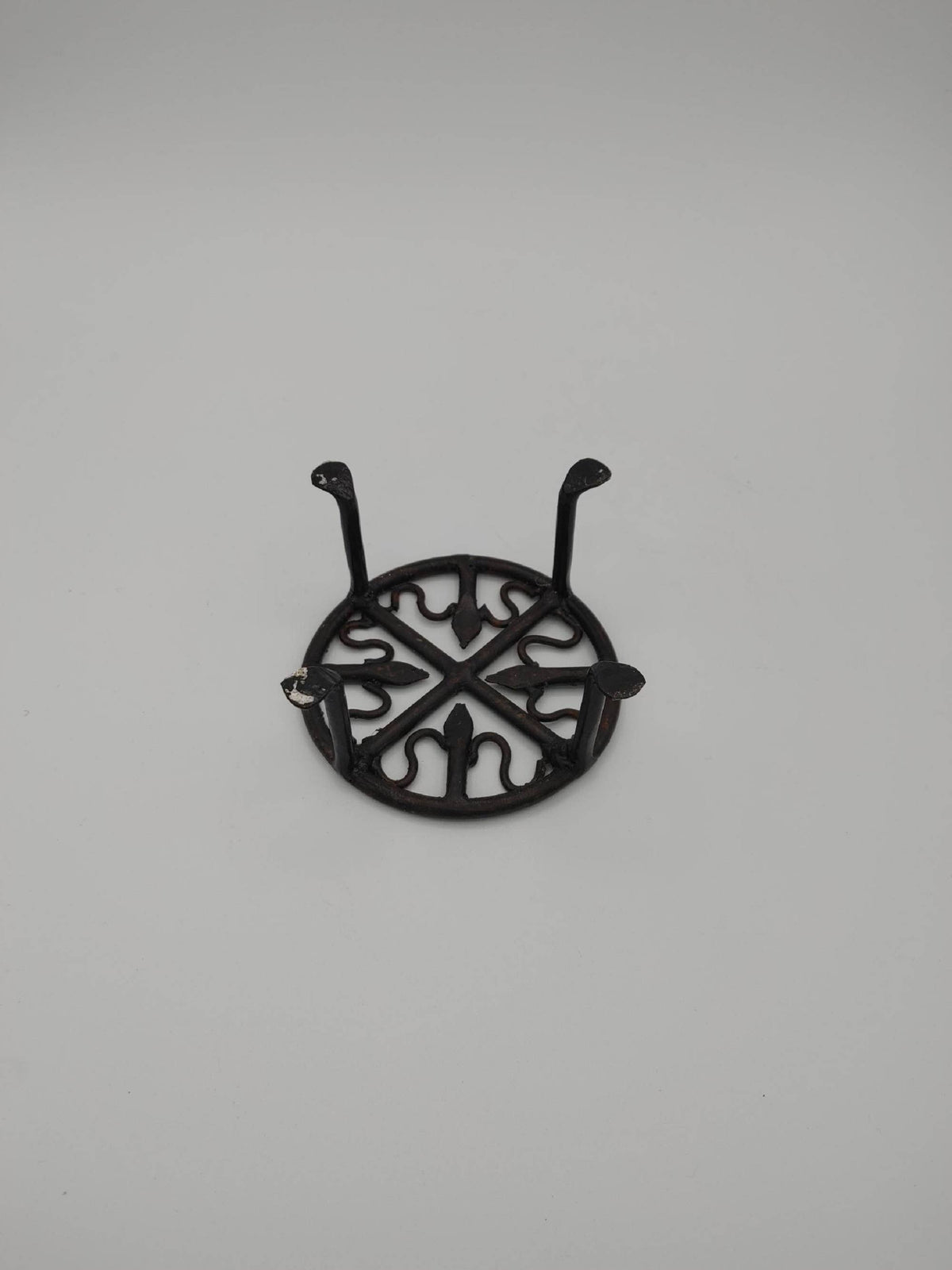 4" Round Wrought Iron Plant Stand