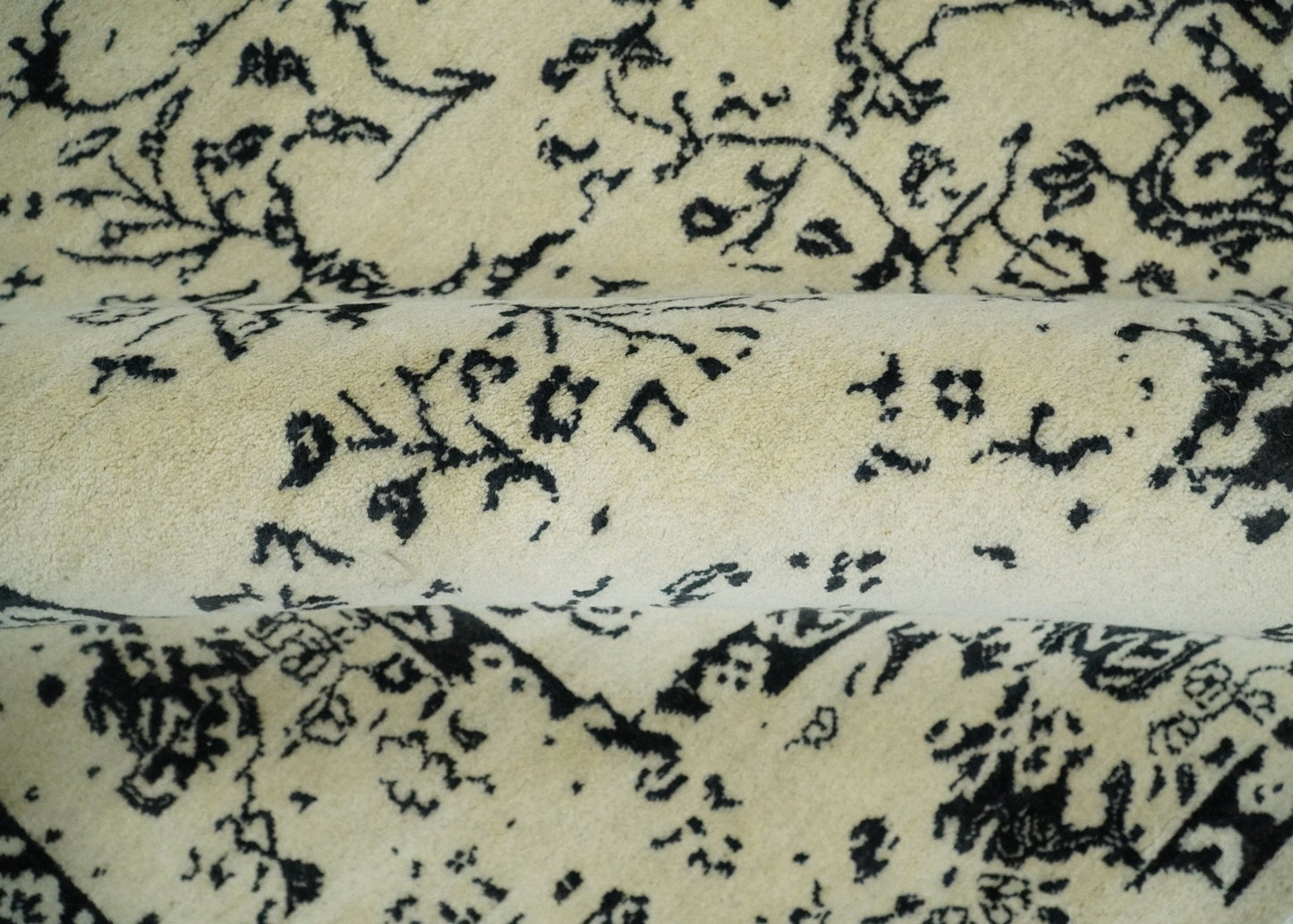 8x10 Fine Hand Knotted Beige and Black Traditional Vintage Persian Antique Wool Rug | AGR35