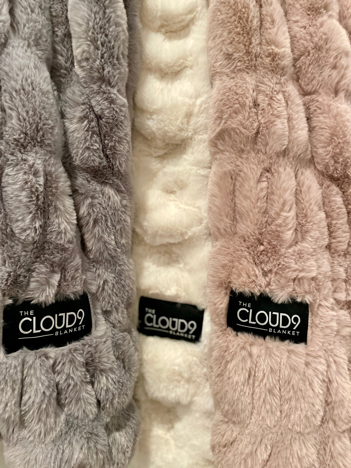 Blush Faux Fur Blanket - Lap: 30"x40"