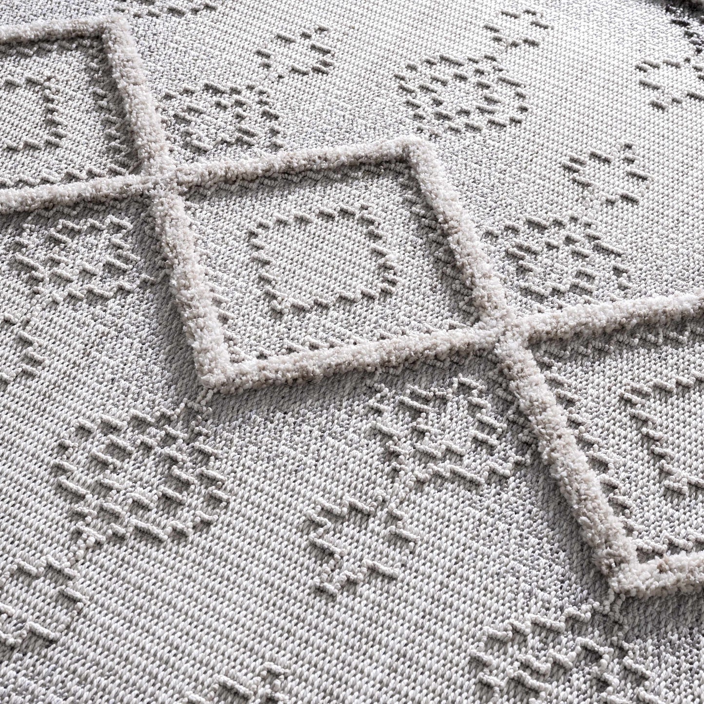 Amaga High-Low Rustic Rug