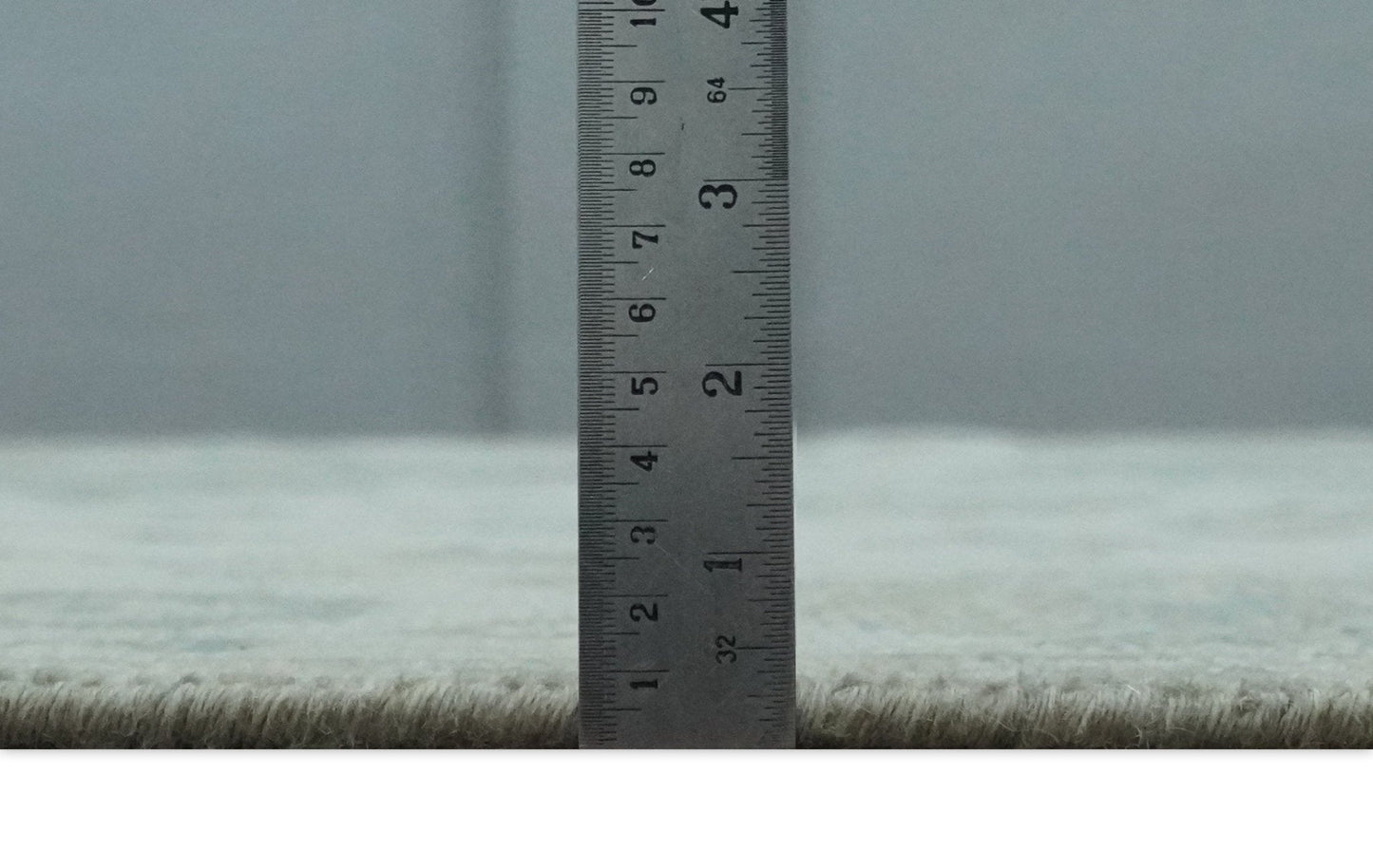 Antique Design Medallion Earthy Ivory and Camel 8x10 wool Area Rug