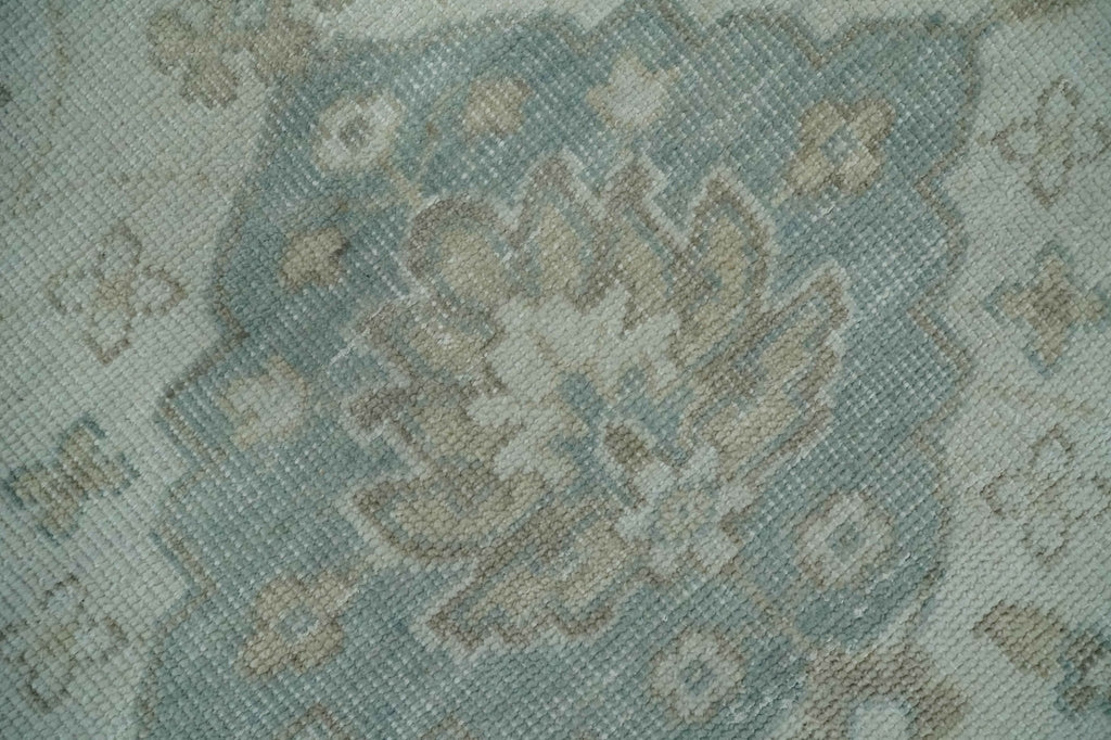 Antique Design Medallion Earthy Ivory and Camel 8x10 wool Area Rug