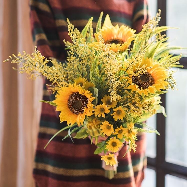 Artificial Silk Bouquet Faux Sunflower 21" Tall Yellow