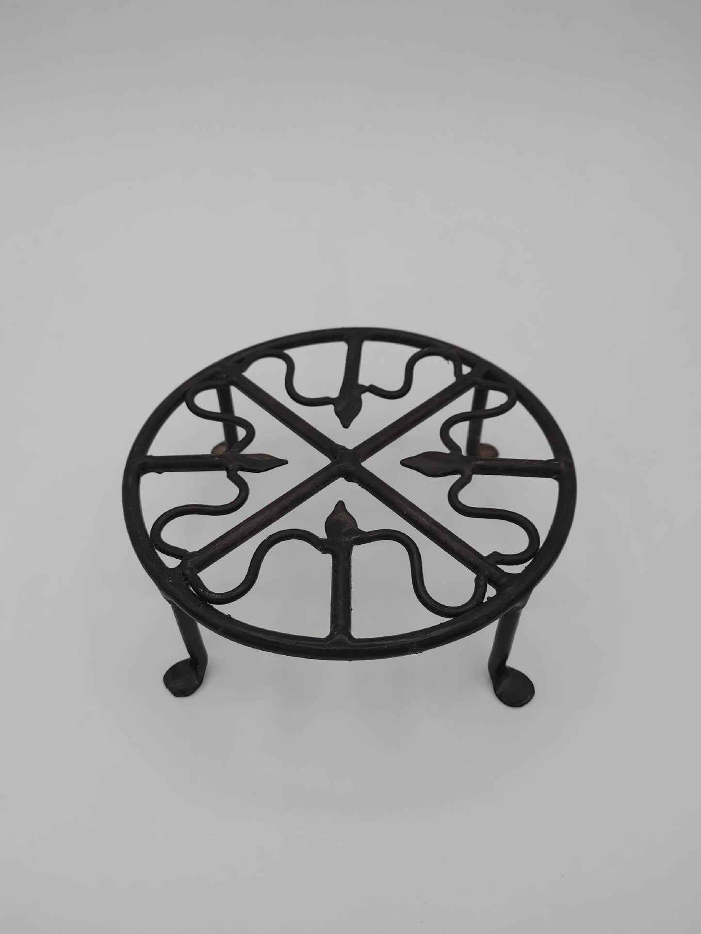 6" Round Wrought Iron Plant Stands