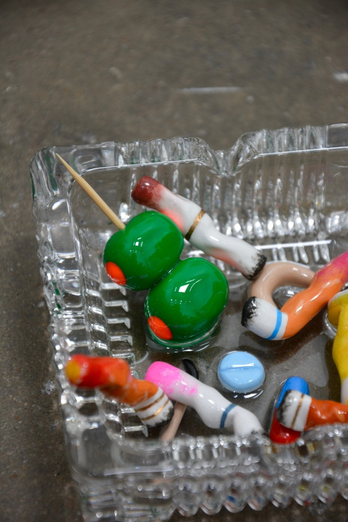 BAR SCENE ASHTRAY