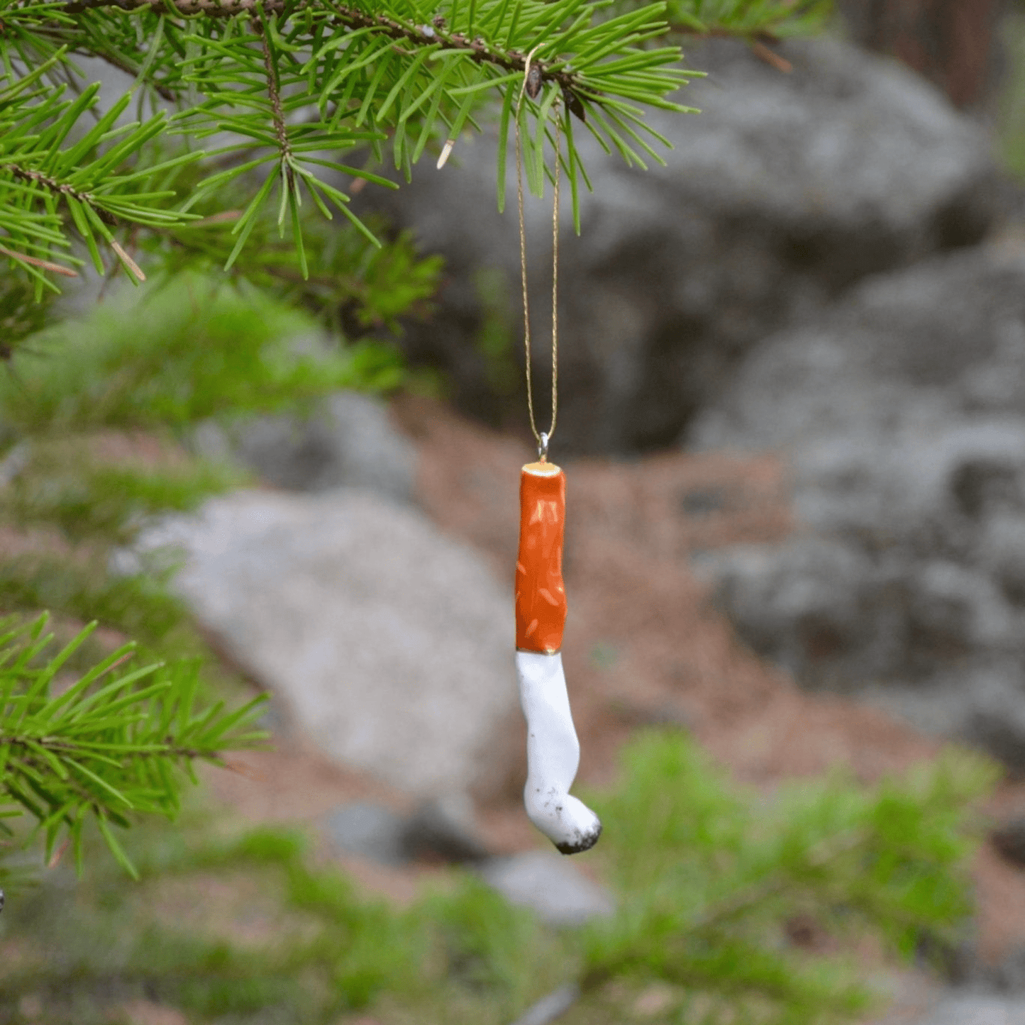 CERAMIC CIGARETTE ORNAMENT