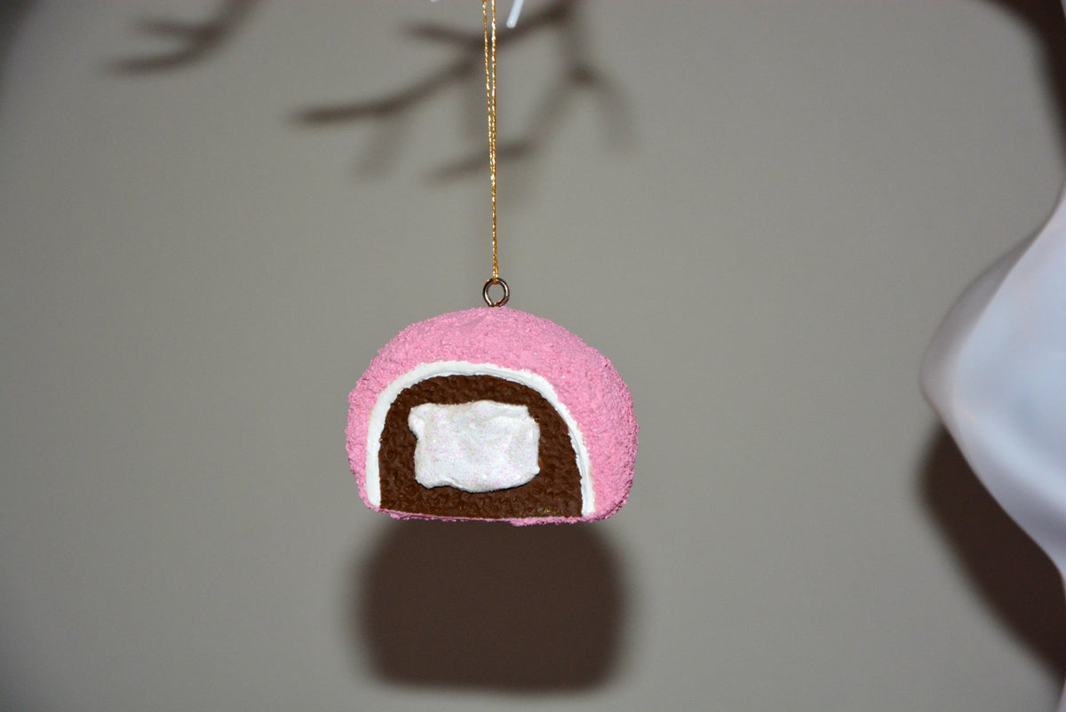 CERAMIC SNOBALL ORNAMENT