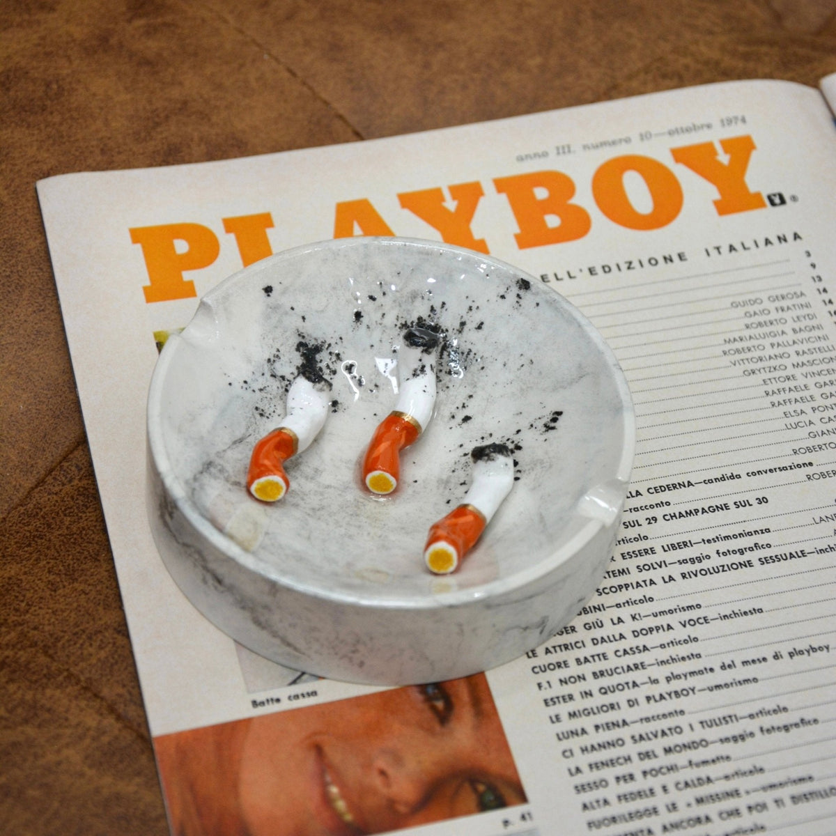CLASSIC CIG ASHTRAY