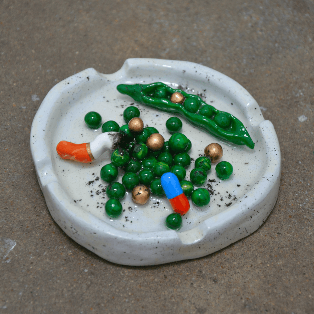 GIRL DINNER ASHTRAY