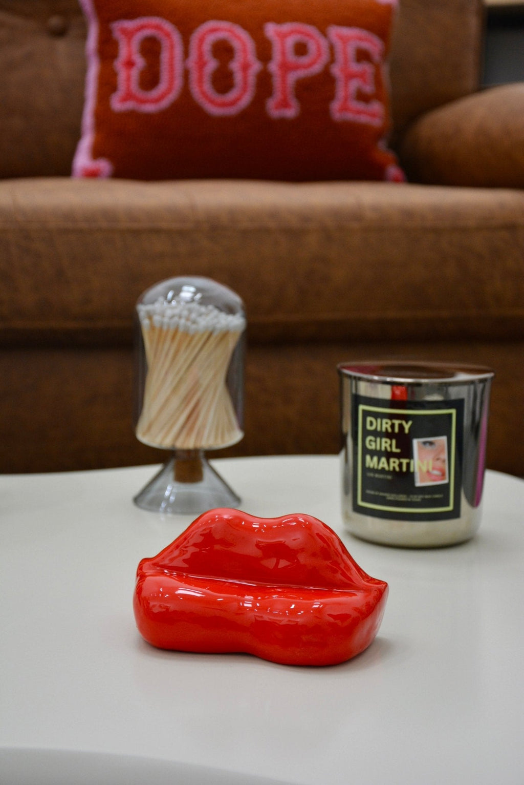 KISS MY A$$ CERAMIC LIPS SOFA