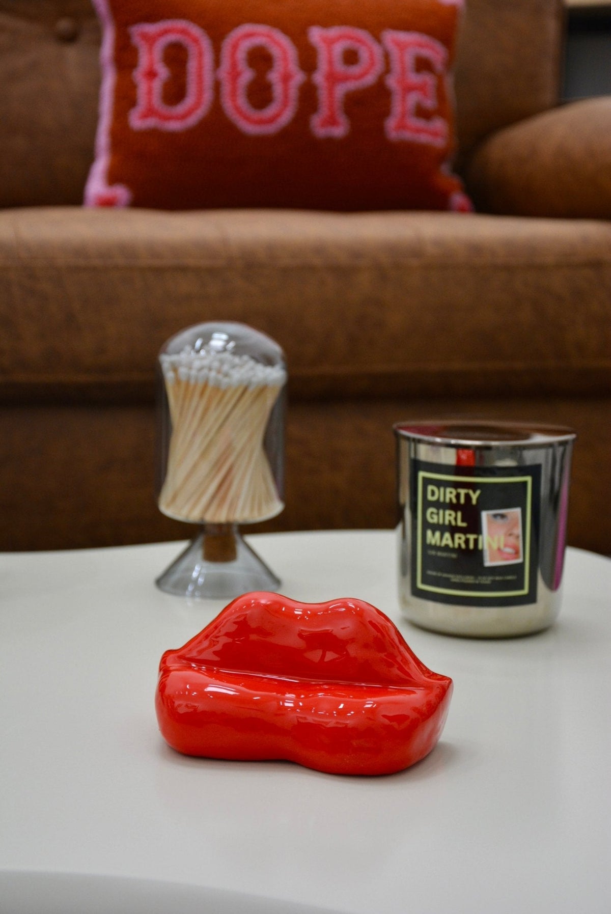 KISS MY A$$ CERAMIC LIPS SOFA
