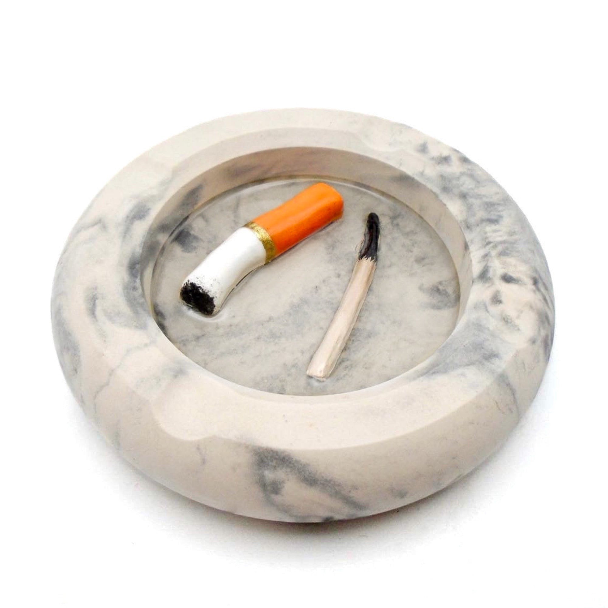 SMOKERS DREAM ASHTRAY vol. 2