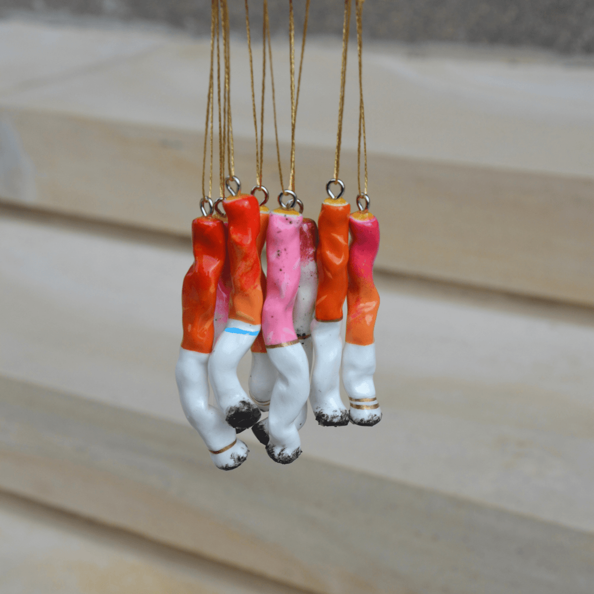 CERAMIC CIGARETTE ORNAMENT